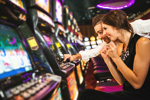 aoncash88 live roulette wheel close-up with multi-camera feed showing real-time spin
